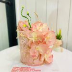 Kue ulang tahun dekor bunga elegan – Katumbiri Custom Cake Cianjur